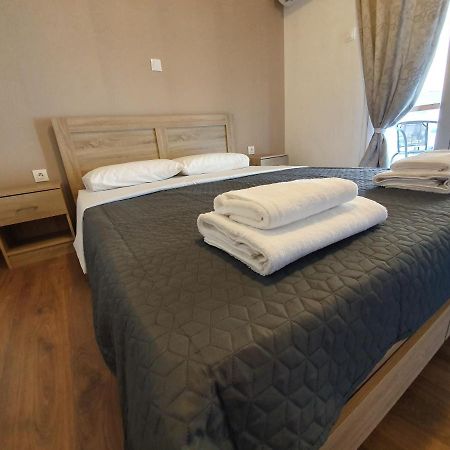 ซิตี้ เซ็นเตอร์ สไตลิช รูม Bed & Breakfast เอเธนส์ ภายนอก รูปภาพ